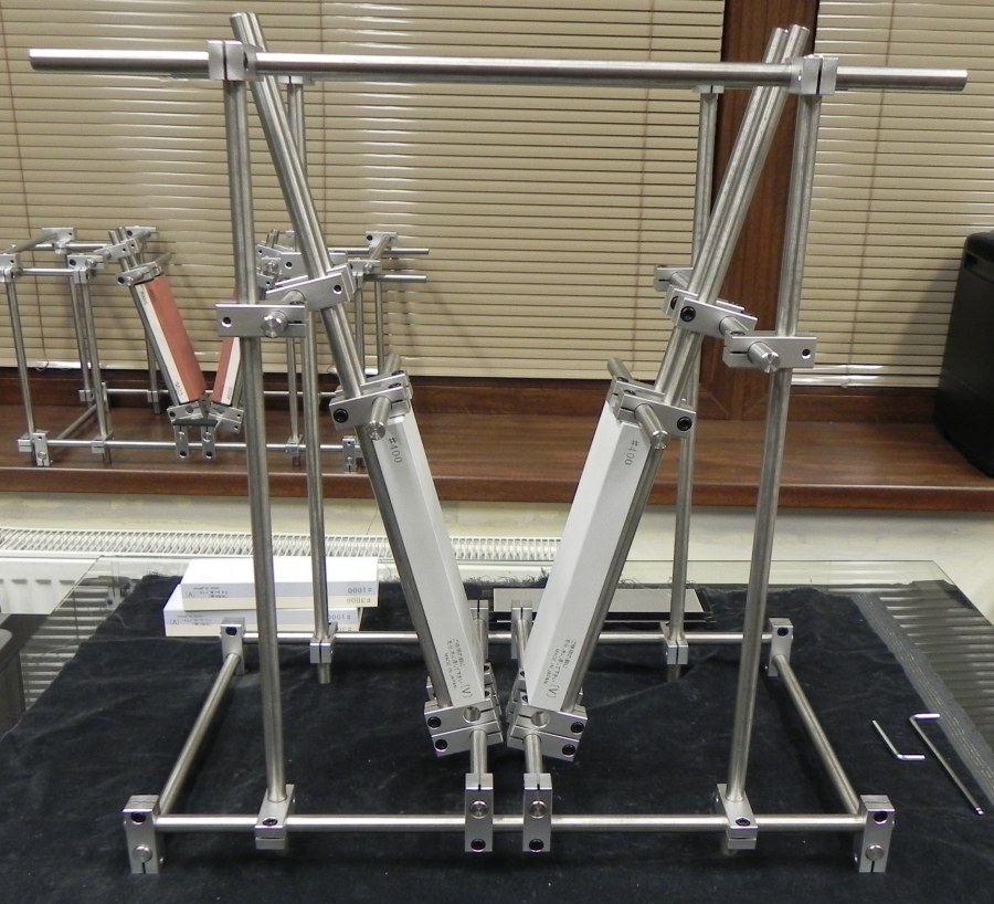 kamenozrout-stoneeater2.jpg(164 kb)